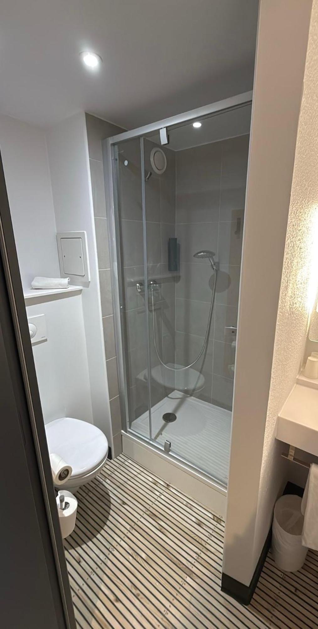 Cergy Hotel