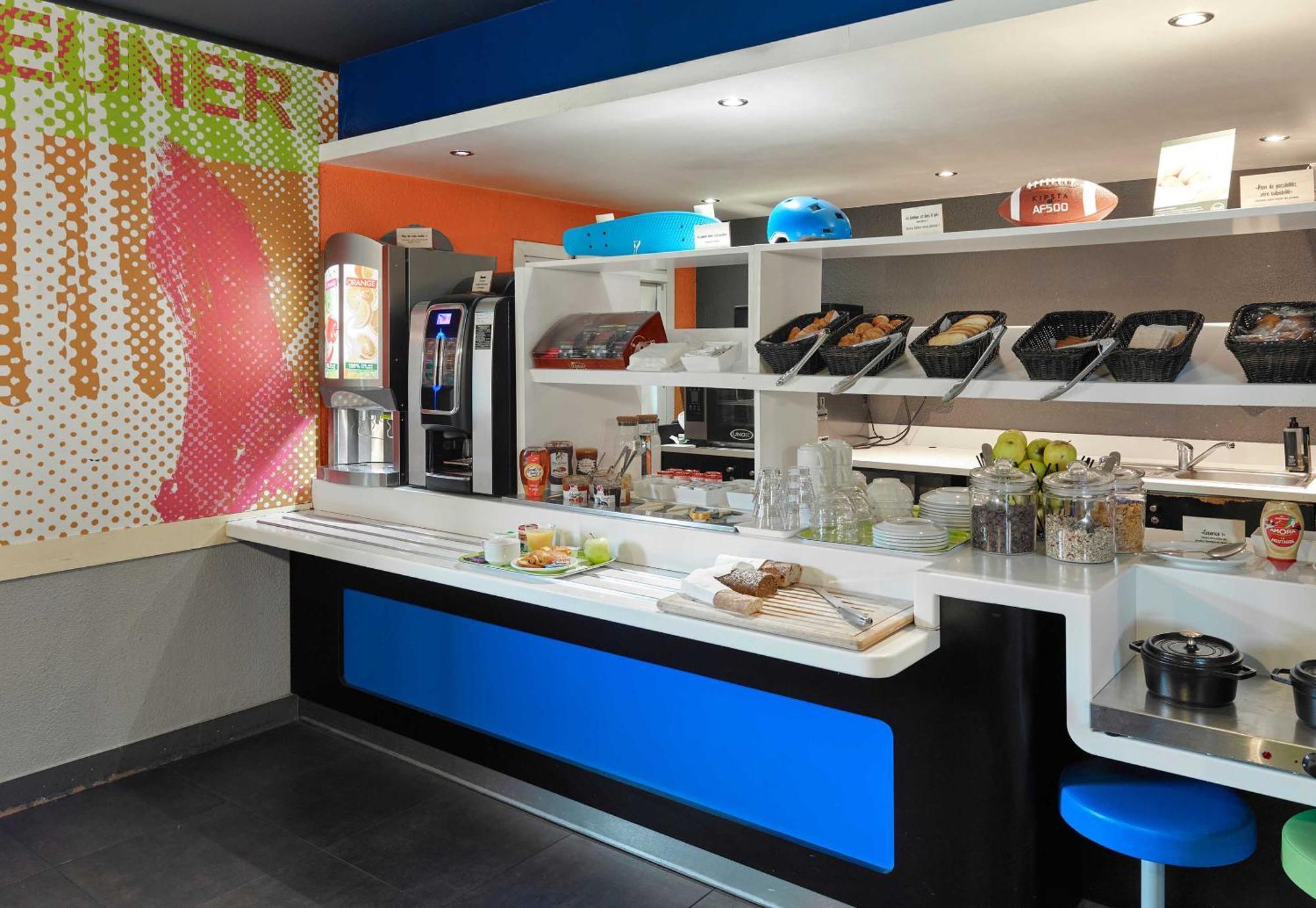 Cergy Hotel